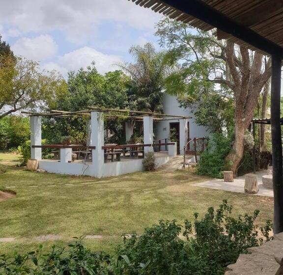 Rosedale Organic Farm Bed & Breakfast