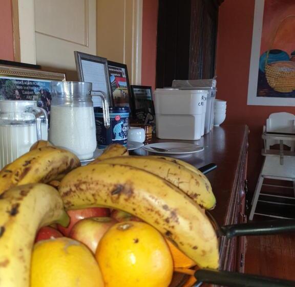 Rosedale Organic Farm Bed & Breakfast