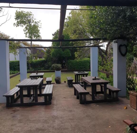 Rosedale Organic Farm Bed & Breakfast