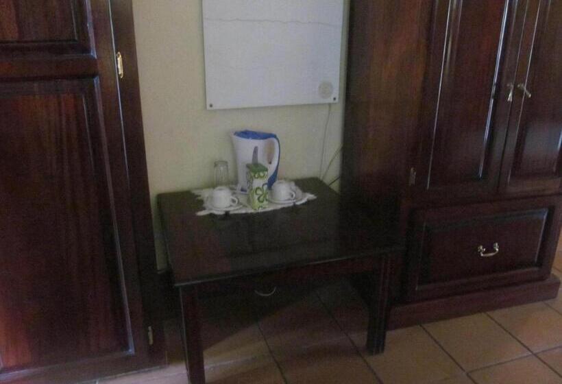 The Woodsman Bed And Breakfast