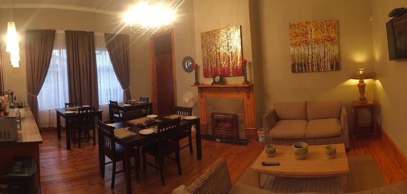 Tranquil House B&b @ 1 College Ave