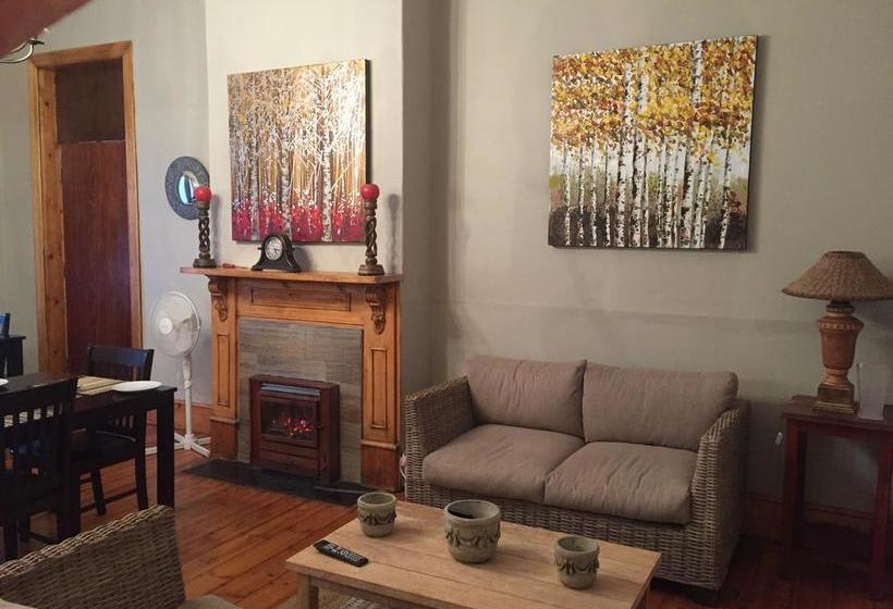 Tranquil House B&b @ 1 College Ave