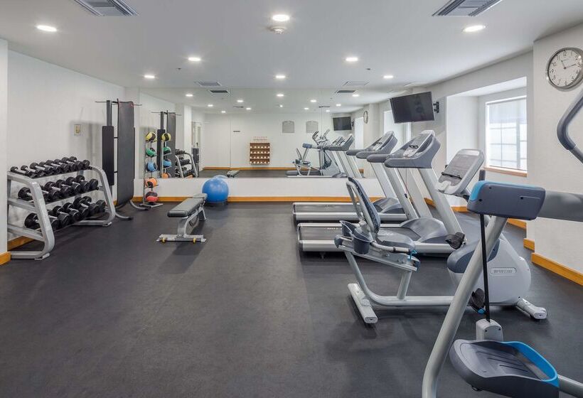 Microtel Inn & Suites By Wyndham Culiacan