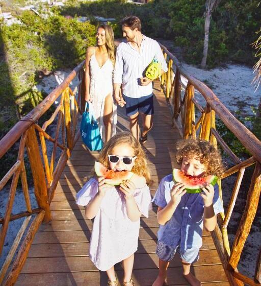 Family Selection at Grand Palladium Select Costa Mujeres Resort & Spa - All Inclusive