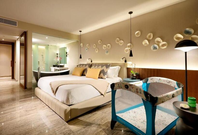 Family Selection at Grand Palladium Select Costa Mujeres Resort & Spa - All Inclusive