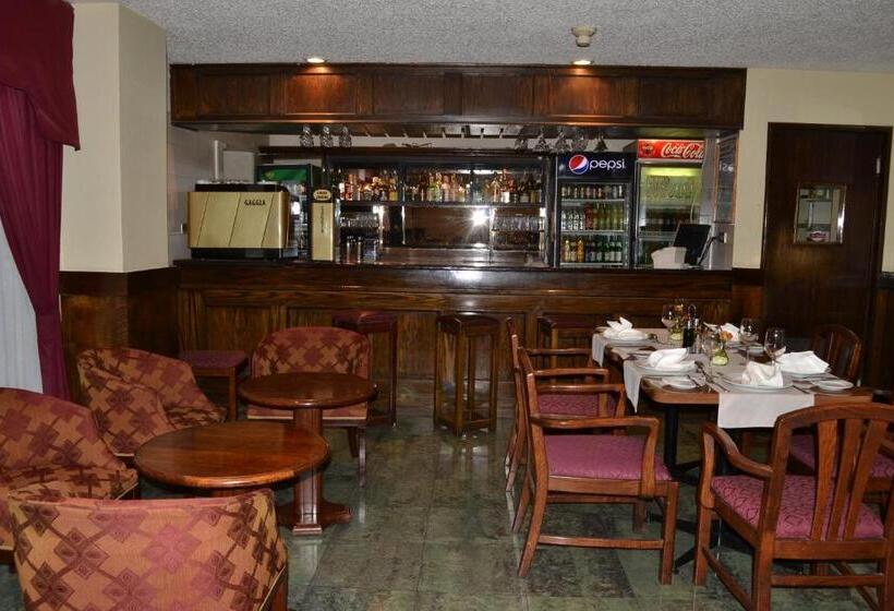 בית מלון כפרי Diego De Almagro Los Angeles