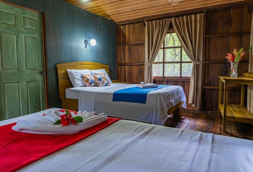 هتل Hidden Paradise Lodge