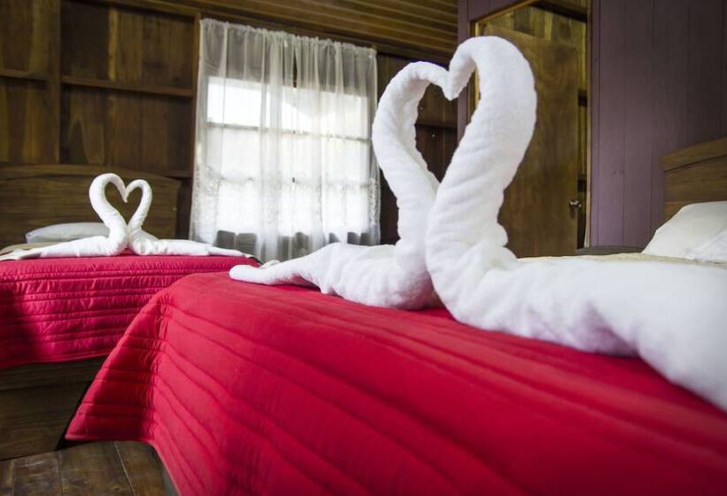 هتل Hidden Paradise Lodge