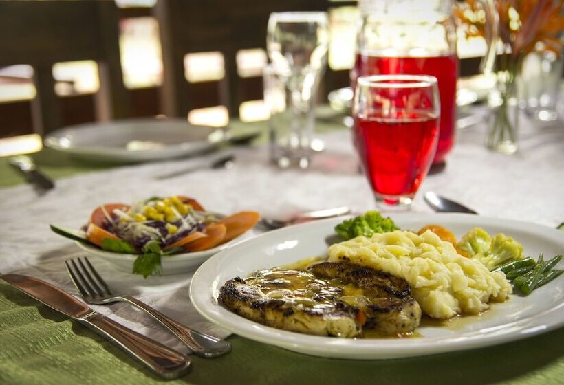 هتل Hidden Paradise Lodge