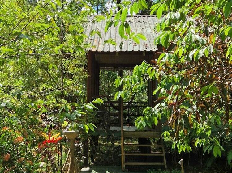 هتل Hidden Paradise Lodge