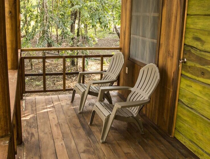 هتل Hidden Paradise Lodge