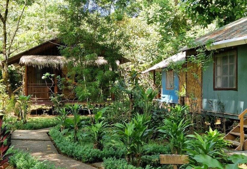 هتل Hidden Paradise Lodge