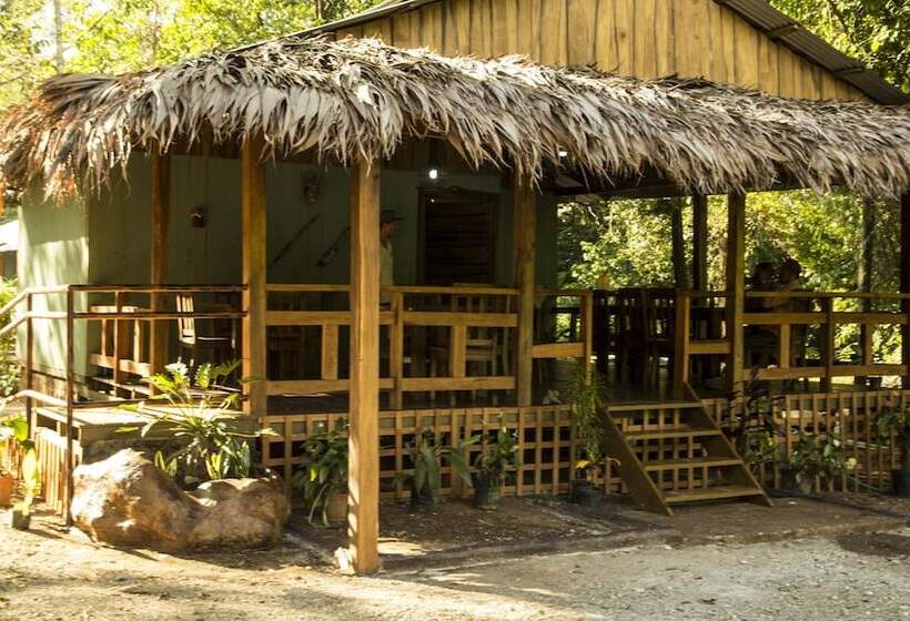 هتل Hidden Paradise Lodge