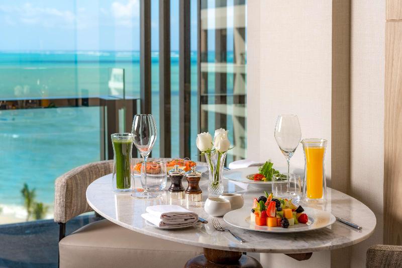 Отель Waldorf Astoria Cancun