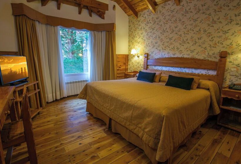 هتل Huinid Bustillo Cabañas