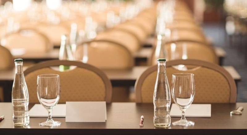 Отель Intercity Anápolis