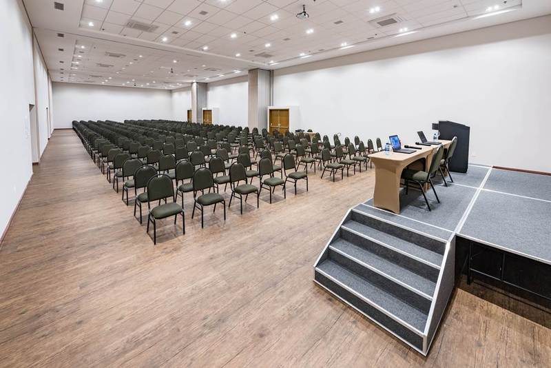 Отель Intercity Anápolis