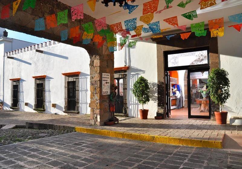 فندق Mision La Muralla