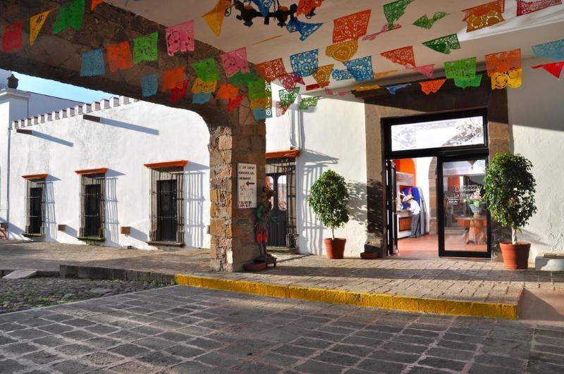 فندق Mision La Muralla