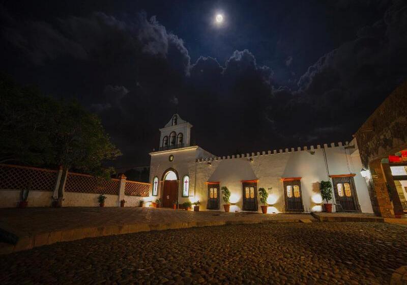 فندق Mision La Muralla