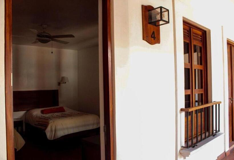 فندق Posada Santa Rita