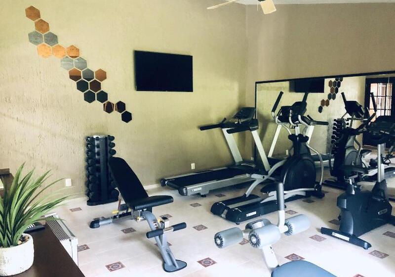 فندق Villas Layfer