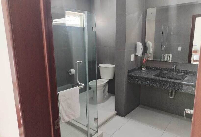 فندق صغير Cermar Plaza