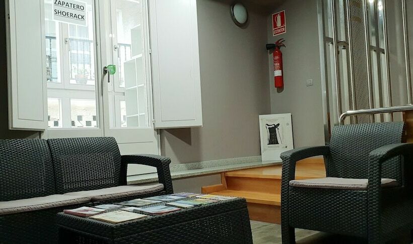 Albergue Rossol B&b  Hostel