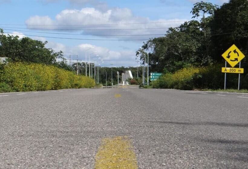 مبيت وإفطار Hacienda Cobá