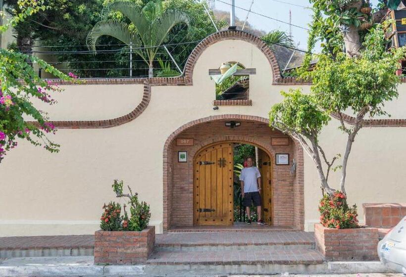 住宿加早餐  Hacienda Escondida Puerto Vallarta