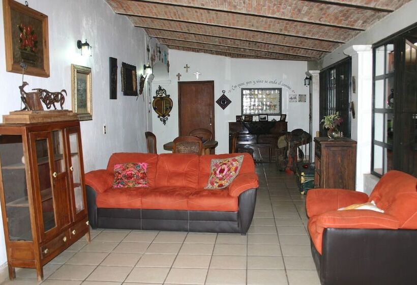 مبيت وإفطار Meson Don Quijote