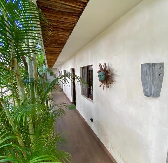 تختخواب و صبحانه Pacha Tulum