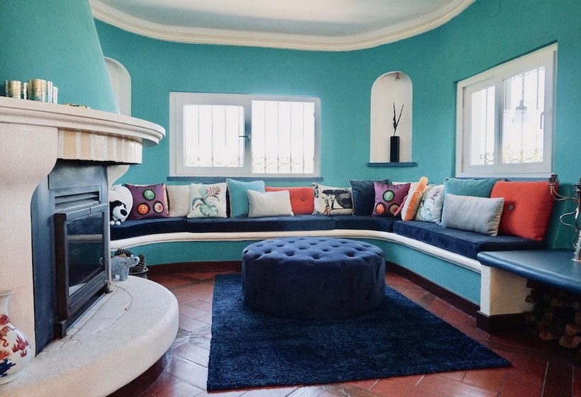 ベッドアンドブレックファースト The White House  Boutique Villa