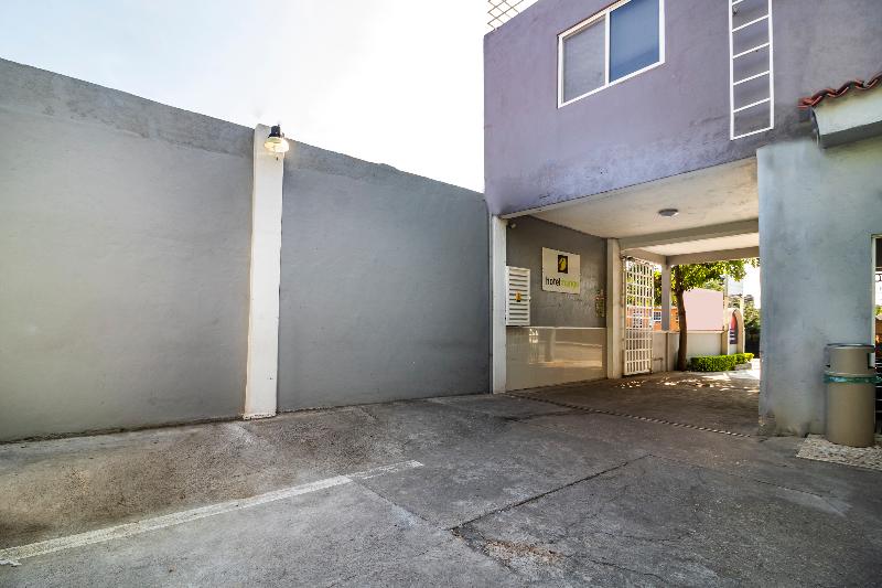 Collection O Hotel Mango,six Flags Hurricane Harbor Oaxtepec