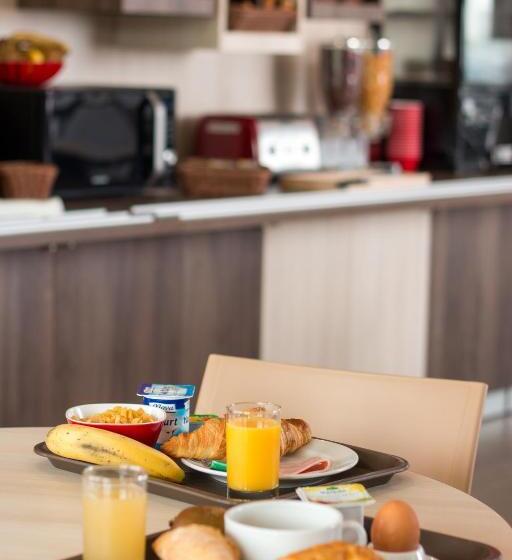 בית מלון כפרי Ace Hôtel Caen Nord Mémorial