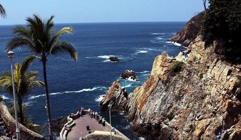 בית מלון כפרי Ashly