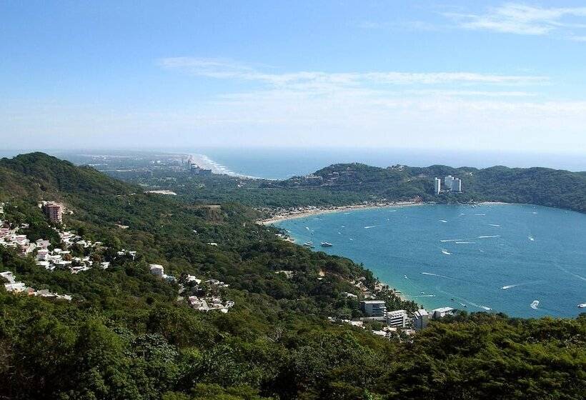 בית מלון כפרי Ashly