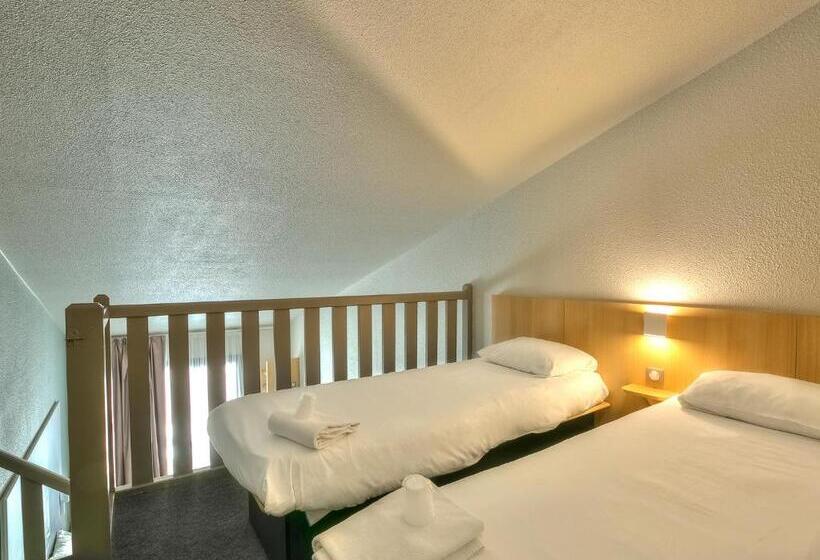 B&b Hotel Villeneuve Loubet Village