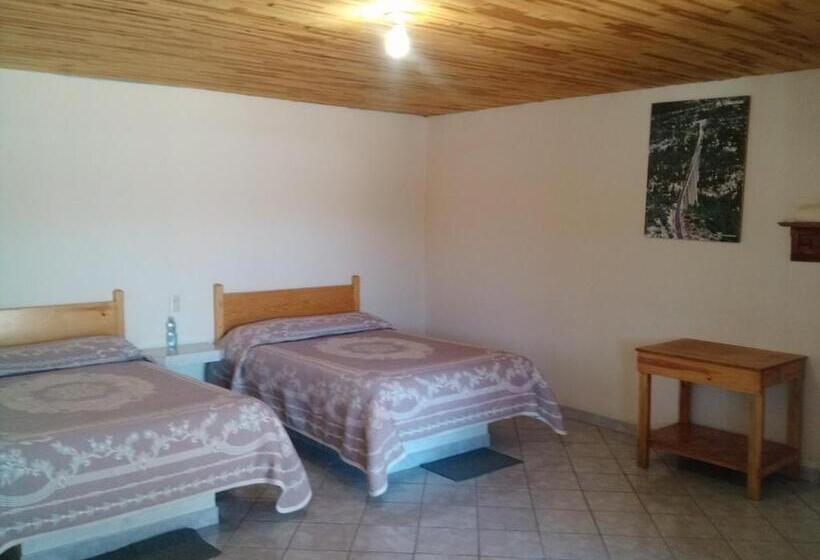 Отель Cabañas Los Portales Barrancas Del Cobre