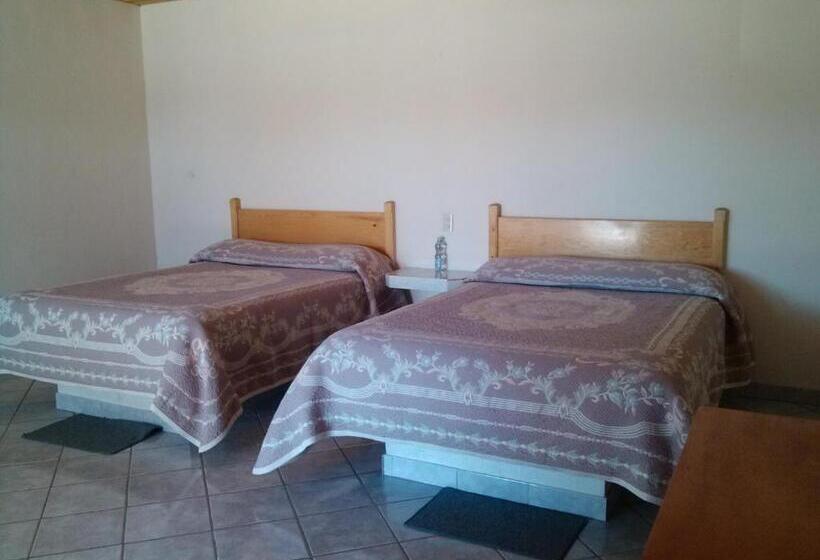 Отель Cabañas Los Portales Barrancas Del Cobre