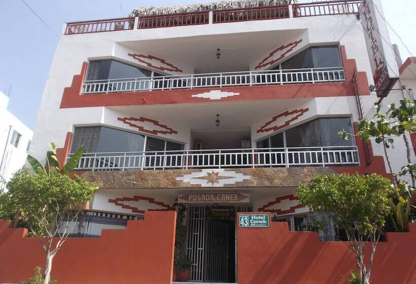 فندق Canek