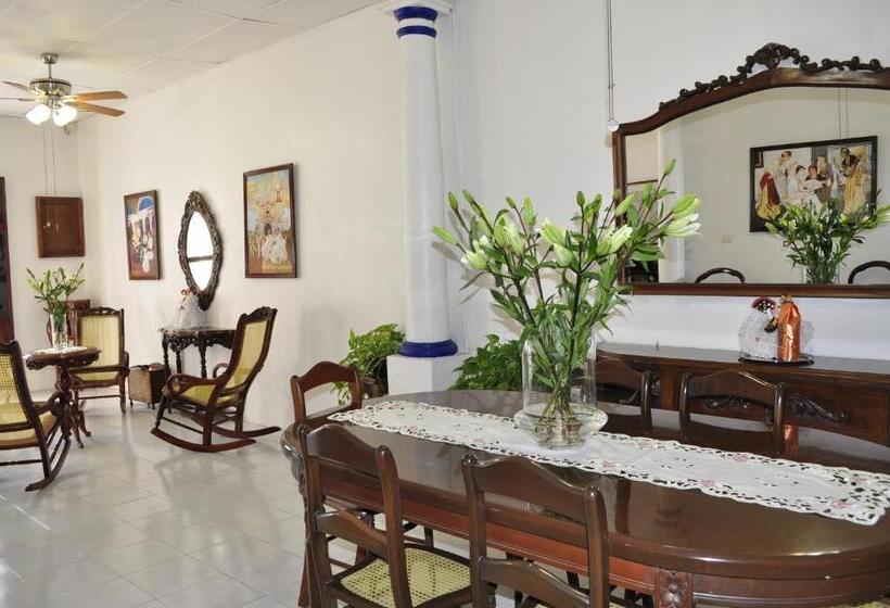 فندق Casa Blanca By Rotamundos