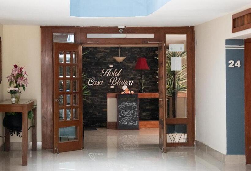 Capital O Hotel Casa Blanca