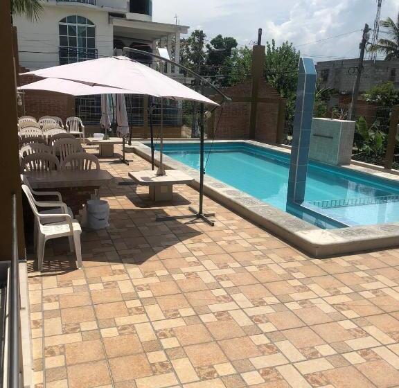 בית מלון כפרי Catala