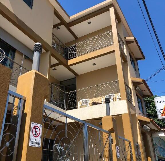 בית מלון כפרי Catala