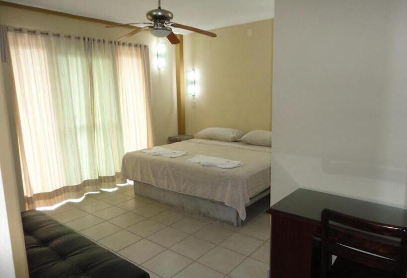 בית מלון כפרי Catala