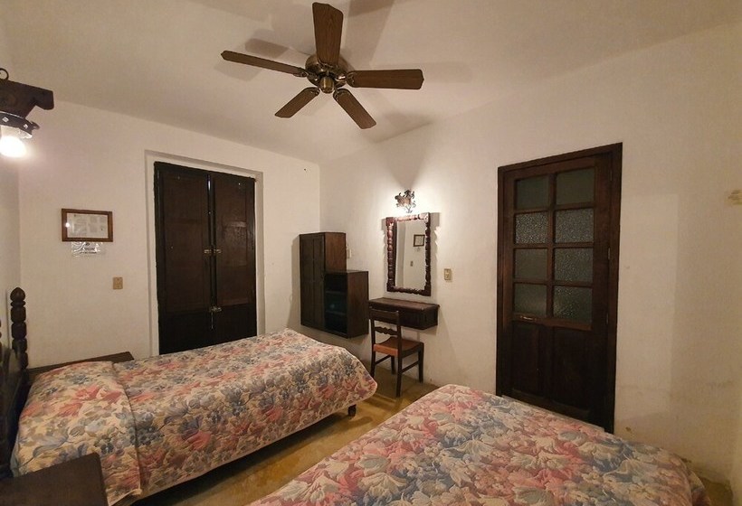 فندق Colonial Restaurante & Bar