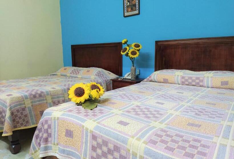 Отель D´ Carmona