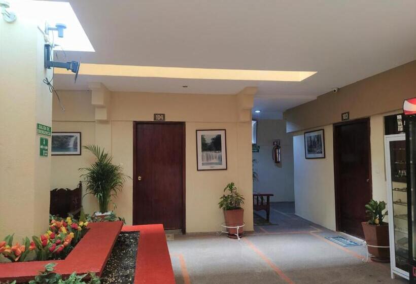 Отель D´ Carmona