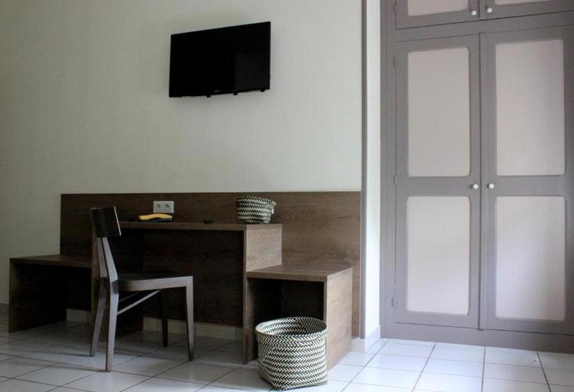 호텔 Hôtel Poste Et Champanne